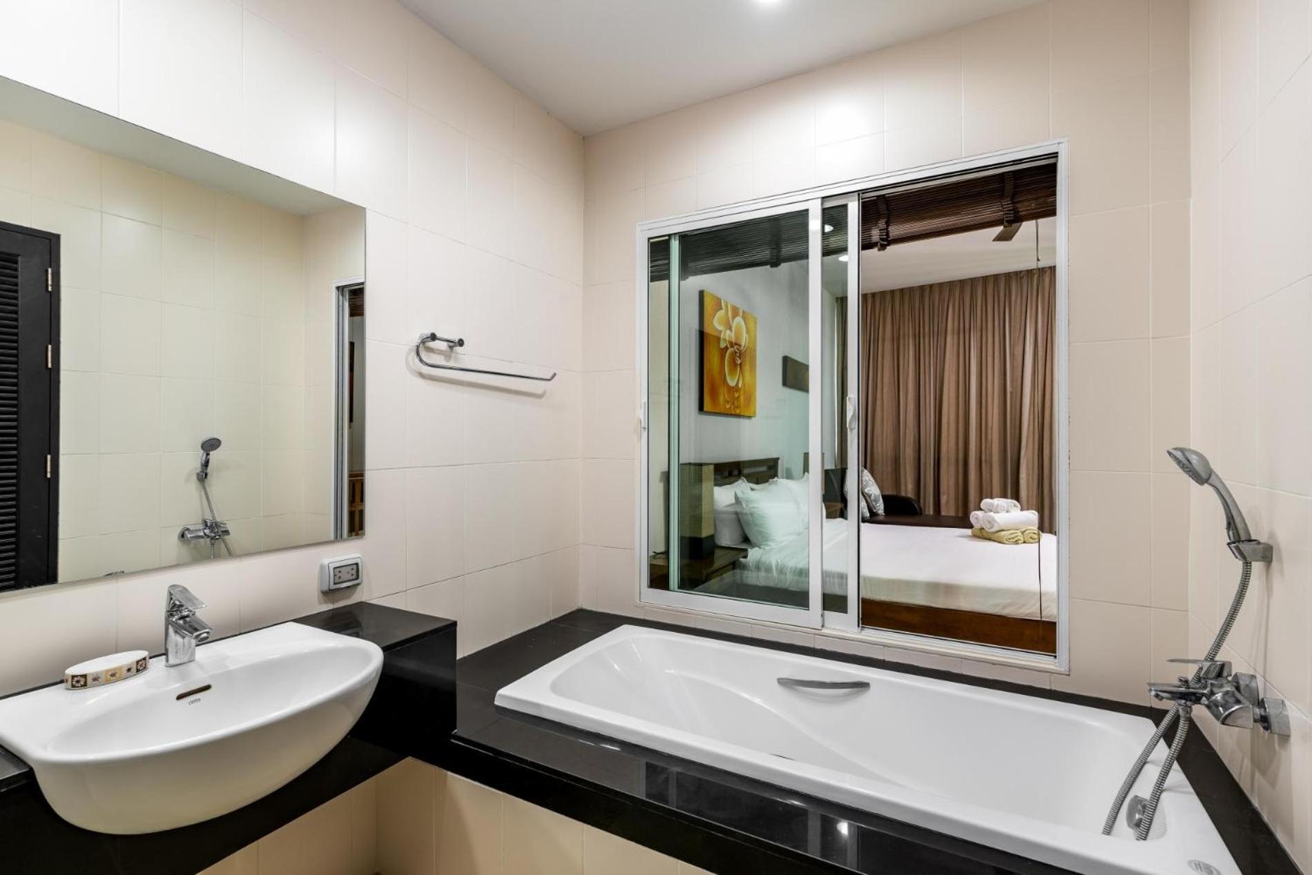 Veloche 2 Bedroom Apartment With Seaview Karon المظهر الخارجي الصورة