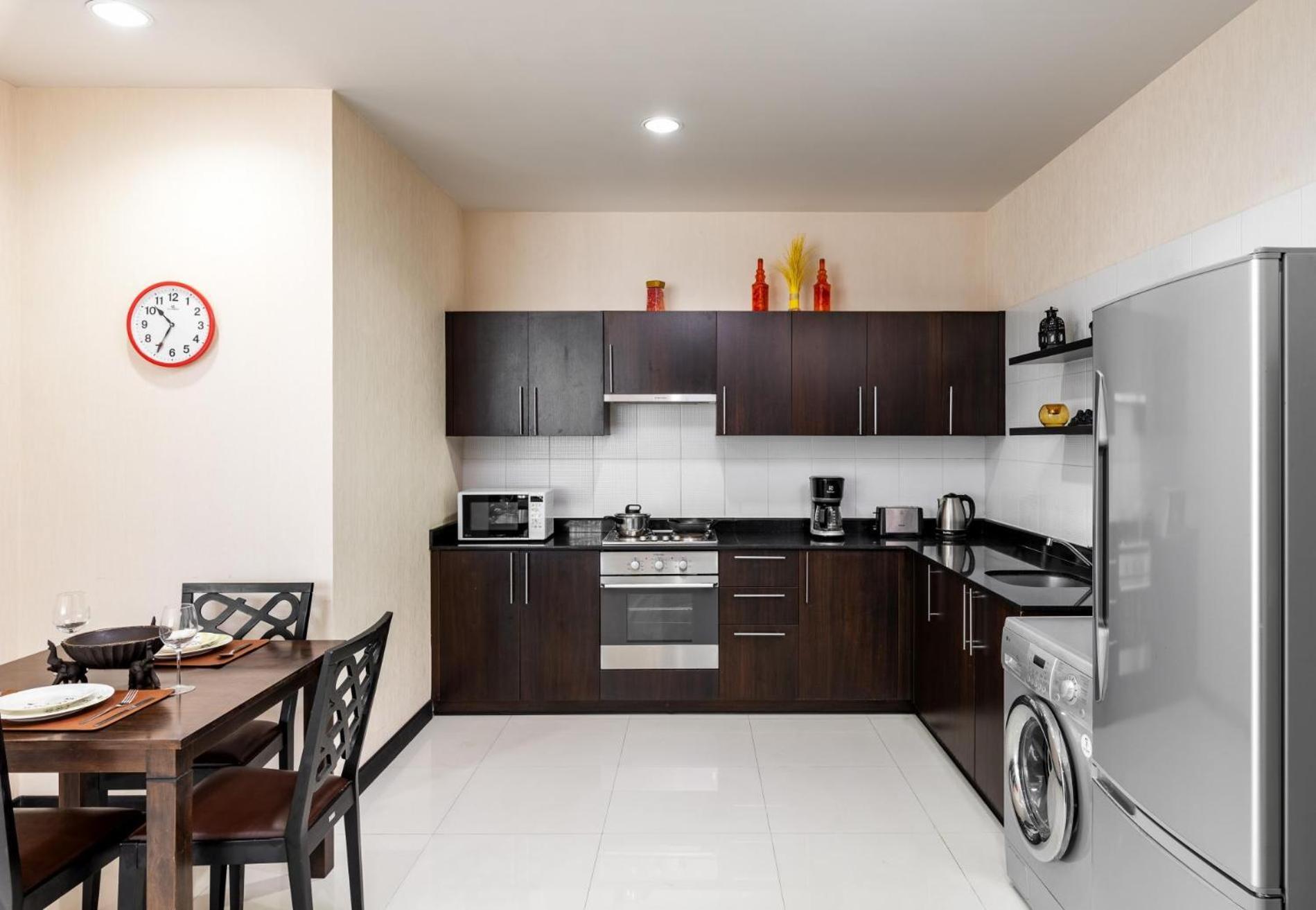 Veloche 2 Bedroom Apartment With Seaview Karon المظهر الخارجي الصورة